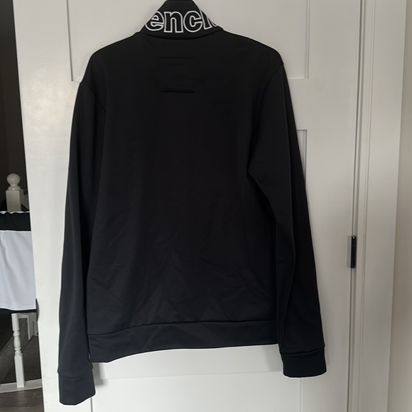 Bench Sweater - Picture 2 of 4